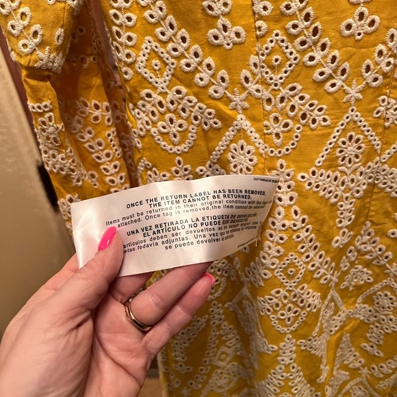 DRESS THE POPULATION Marigold Eyelet yellow DRESS open back - Picture 12 of 12